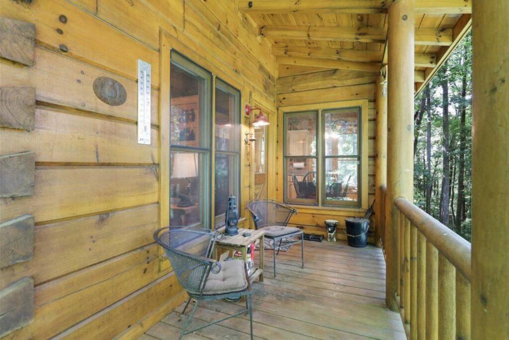 Open Studio Lodge At Little Rock Creek Cherry Log Exterior photo